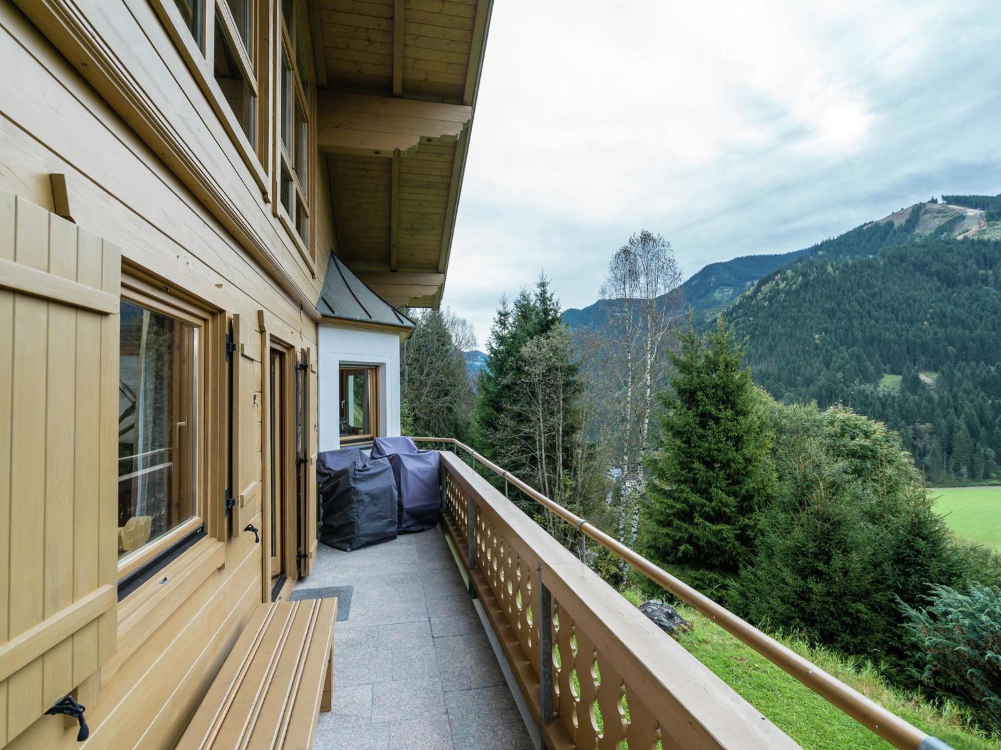 Chalet Huski Viehhofen ザールバッハ・ヒンターグレム エクステリア 写真