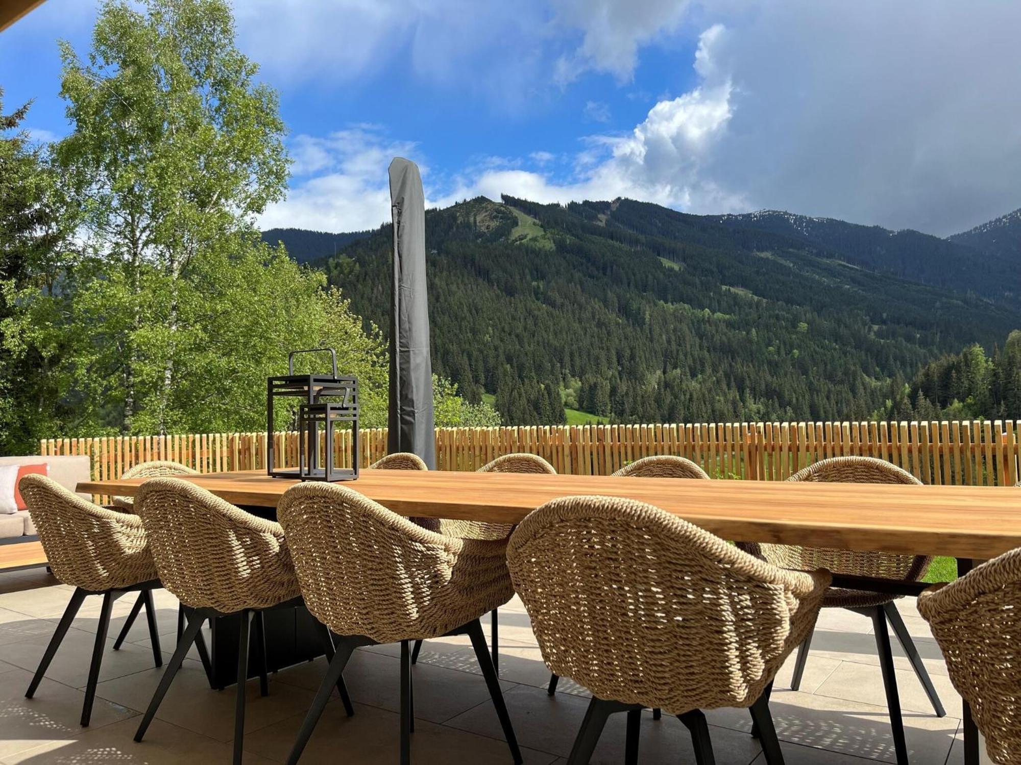 Chalet Huski Viehhofen ザールバッハ・ヒンターグレム エクステリア 写真